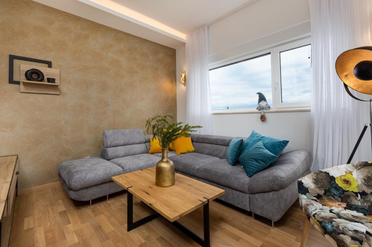 Apartment Muzini Malinska Extérieur photo